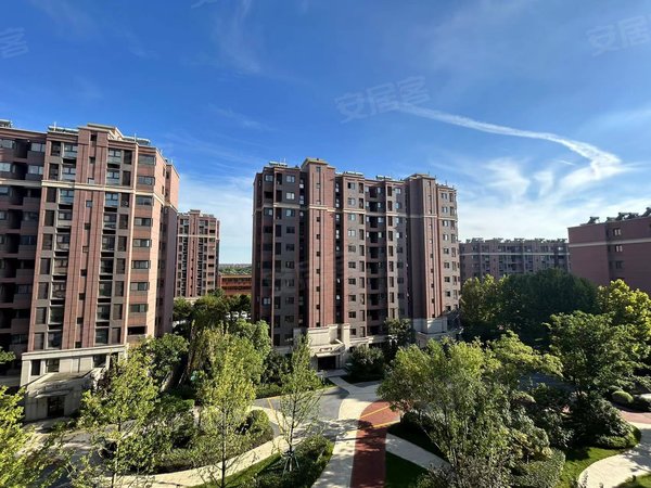 昆山锦溪锦溪城区万科海上传奇立讯工厂旁(尚滨花园)带电梯,价格可谈