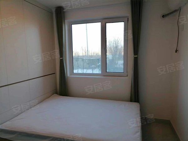 北京房山长阳天丰苑(b区)直通丰台科技园.稻田地铁站.天丰苑 精装.