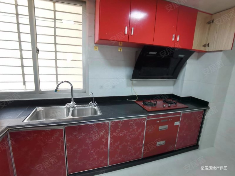 锦州瑞苑自住精装4房3卫视野开阔配套齐全诚意出售