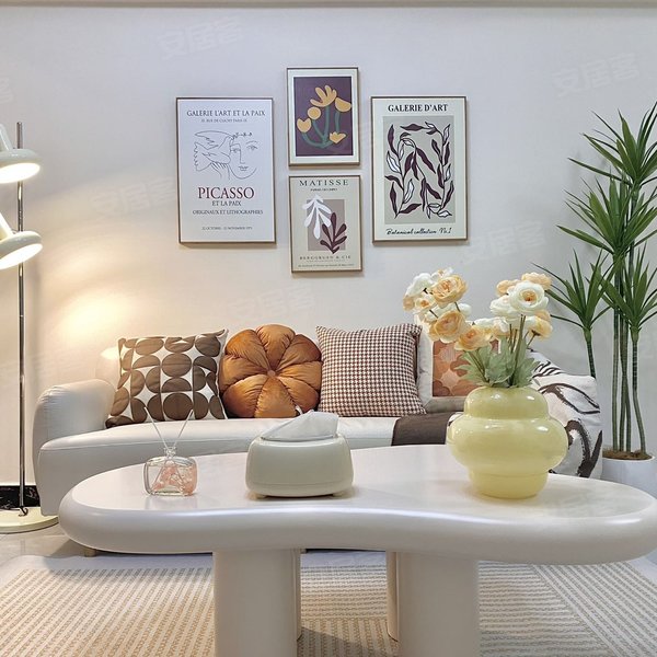 整租｜实习好房 一师范地铁 涉外 麓谷企业广场 领包入住学生免押无