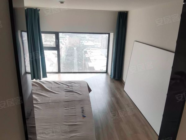济南历城唐冶海潮汇历城区远洋海潮汇精装loft,出租,采光极好出租房源