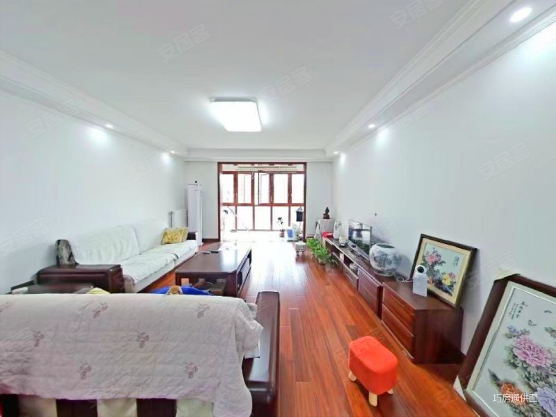 联泰香域滨江 高楼层视野好 近地铁 满二 精装好房 交通便捷