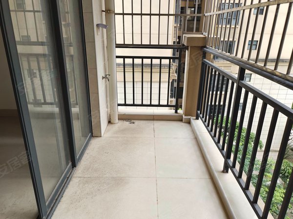 南宁青秀仙葫凤祥名居青秀区凤岭南路 凤祥名居精装6房大平层 南北