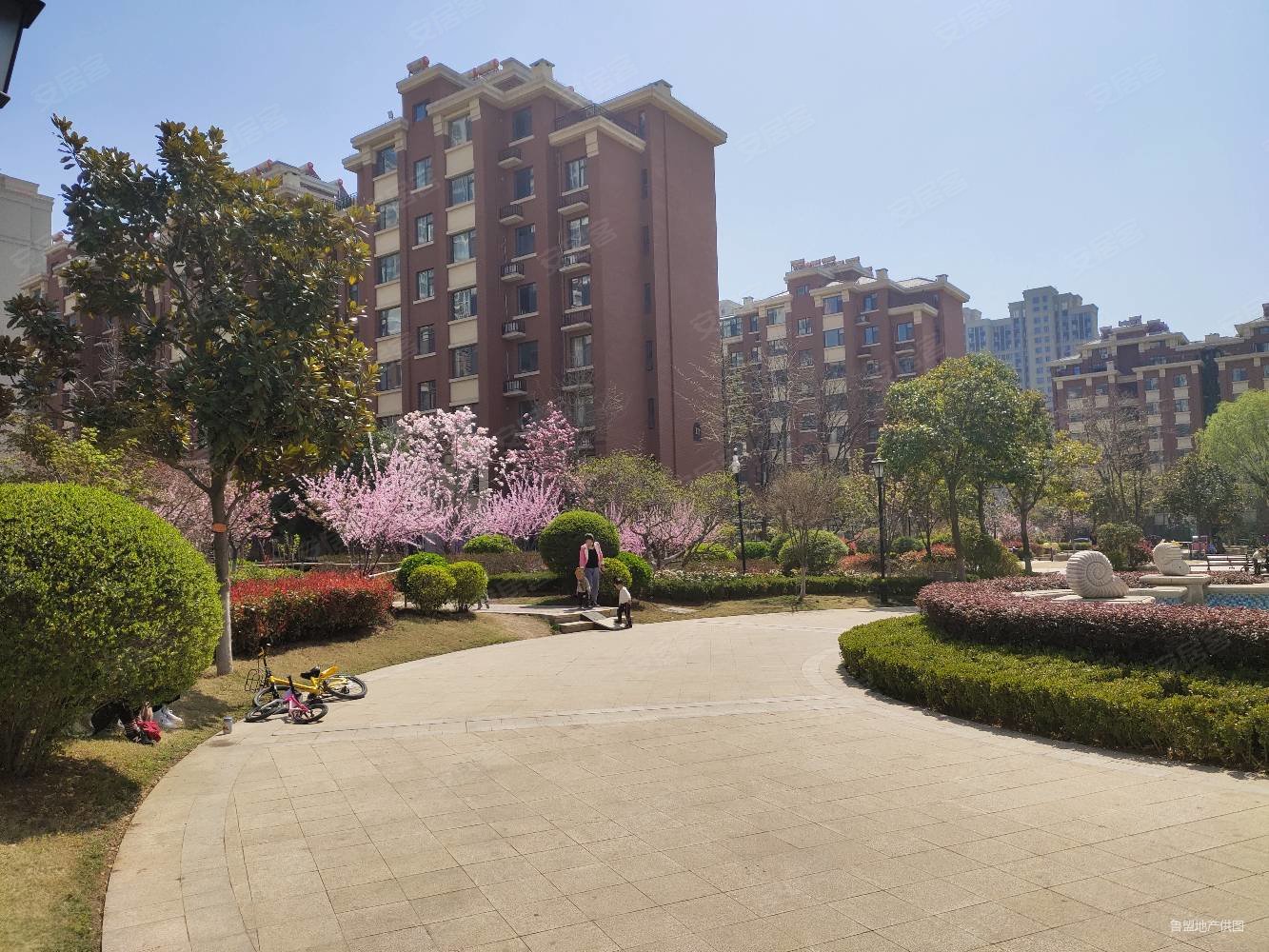 阜丰大成郡4室2厅1卫117.2㎡南北185万