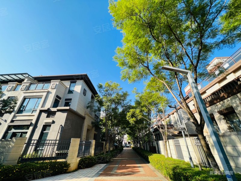 昆明房产网>昆明二手房>官渡二手房>福保片区二手房>招商雍景湾(别墅)