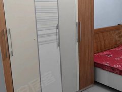 运河鑫城电梯房，两室一厅，长租800，干净整洁拎包入住