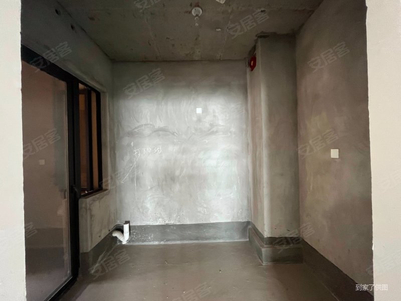 中国核建紫金一品(一期)3室2厅2卫114.62㎡南149.3万