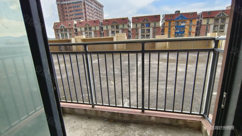 东莞房产网>东莞二手房>塘厦二手房>新行政中心二手房>御城花园>800