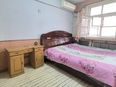 锦州太和太和超市双丝楼 包物业 一室一厅 4楼简单装修 设施齐全 拎包入住出租房源真实图片