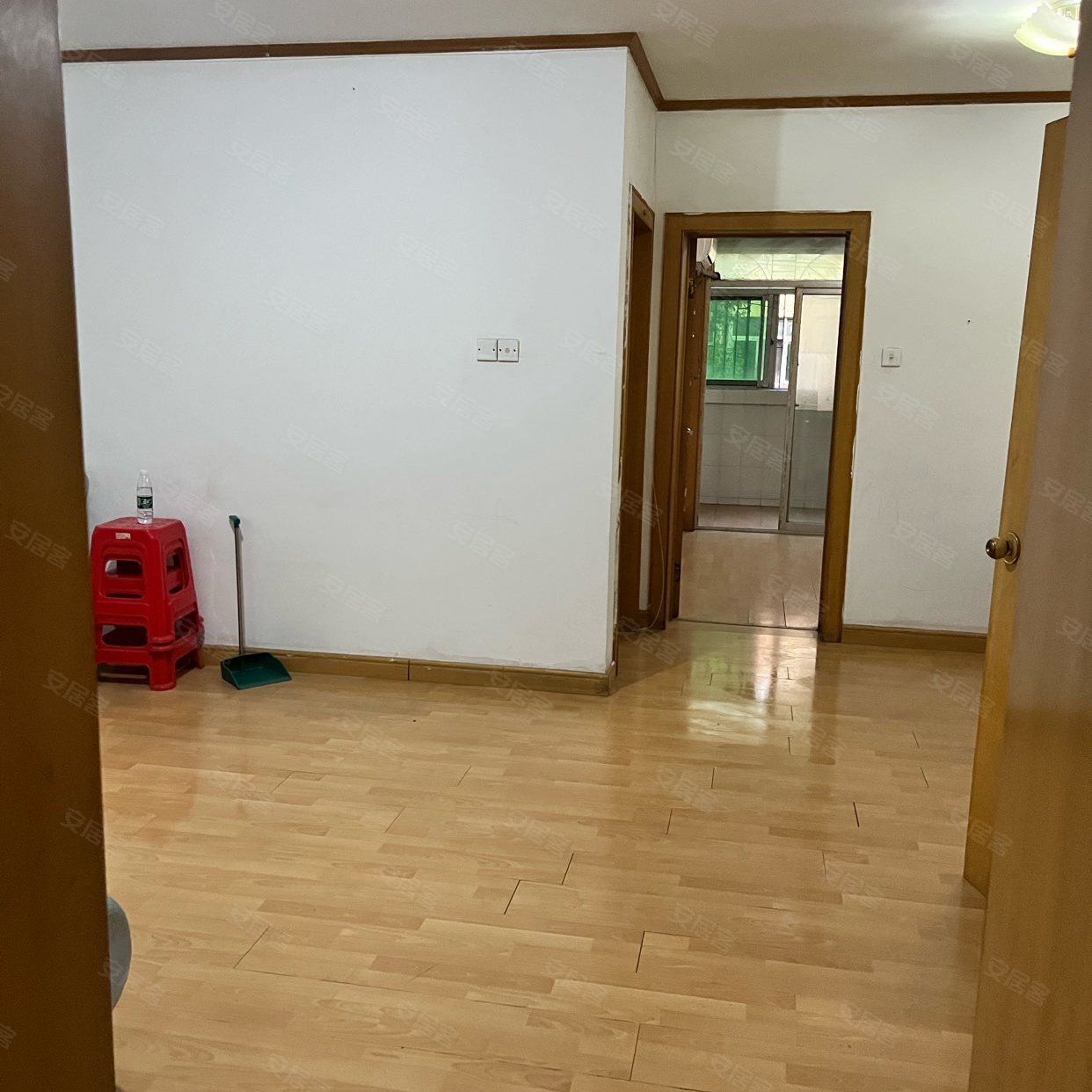 新安苑 2室2厅1卫