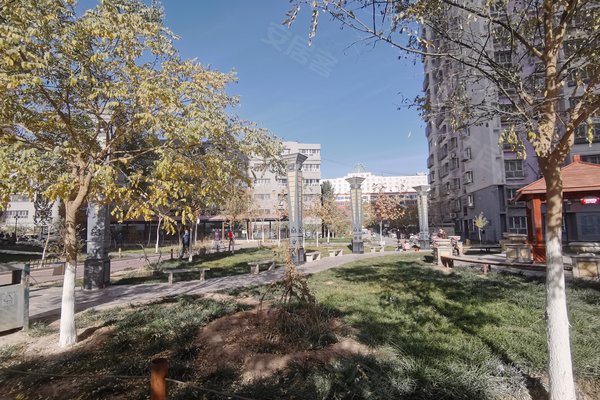 阿克苏二手房 紫荆花园 > 司梅贵解读紫荆花园生活配套