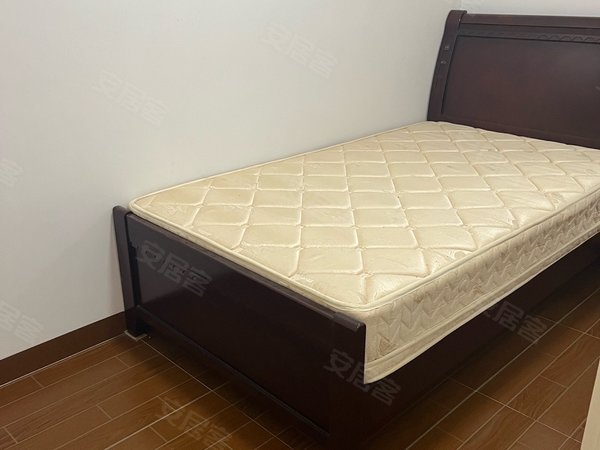 泉州鲤城东街小希夷商业宿舍泉州一中旁 精装3房1厅 全套新设备 干净