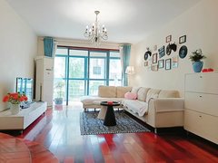 桂林象山中山南路彰泰鸣翠新城 大三房两厅两卫精装家电家具齐全拎包入住2400出租房源真实图片