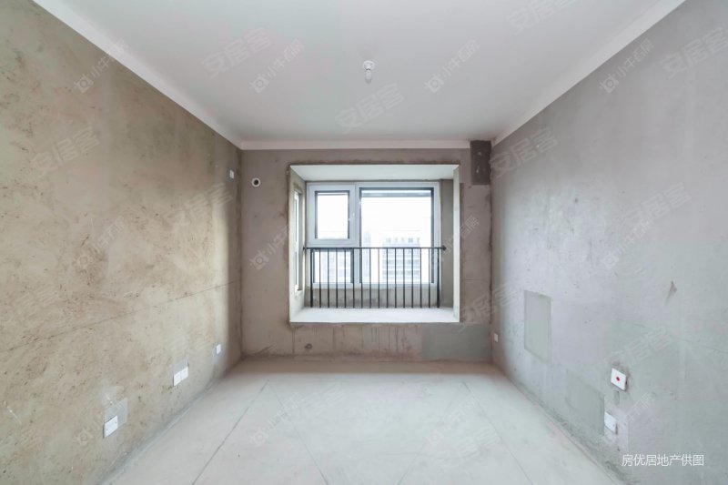 高楼层采光充足 次新小区 商品住宅 刚需小三居 朝南,光樾华庭二手房