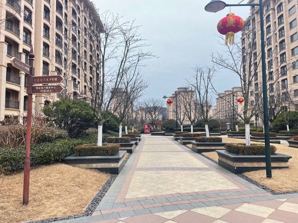 青岛即墨蓝色硅谷鲁信和璧花园鲁信和璧住户素质高,楼间距大,采光效果