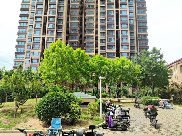 淄博张店理工大学中房翡翠郡理工大旁  精装两室  出租 干净领导入住