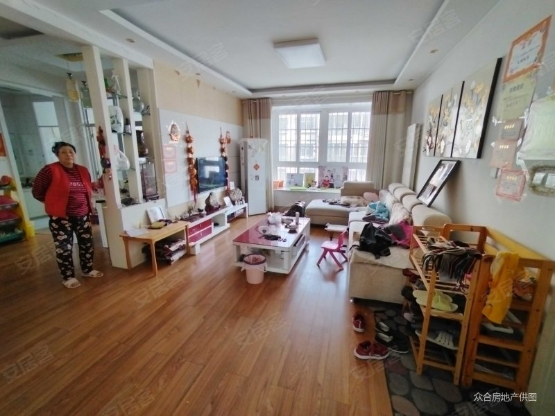 科技学院专家公寓兴安路3室2厅1卫1297平方米