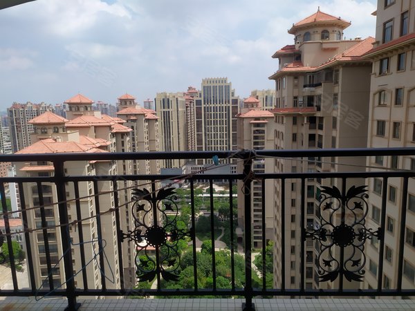 泉州洛江万安街道三盛四季公园(二期)房源采光好,南北通透,业主诚意出