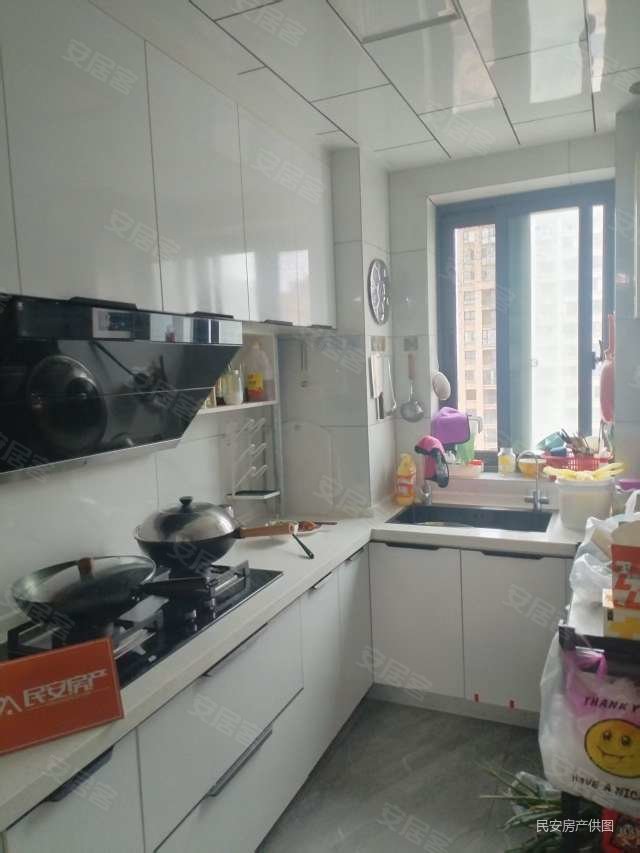 岳家湖公馆3室2厅1卫101㎡南北61万