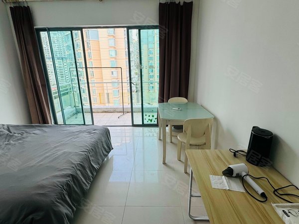 深圳南山后海西海湾公寓南油地铁口 一房电梯 大阳台提包入住 价格有