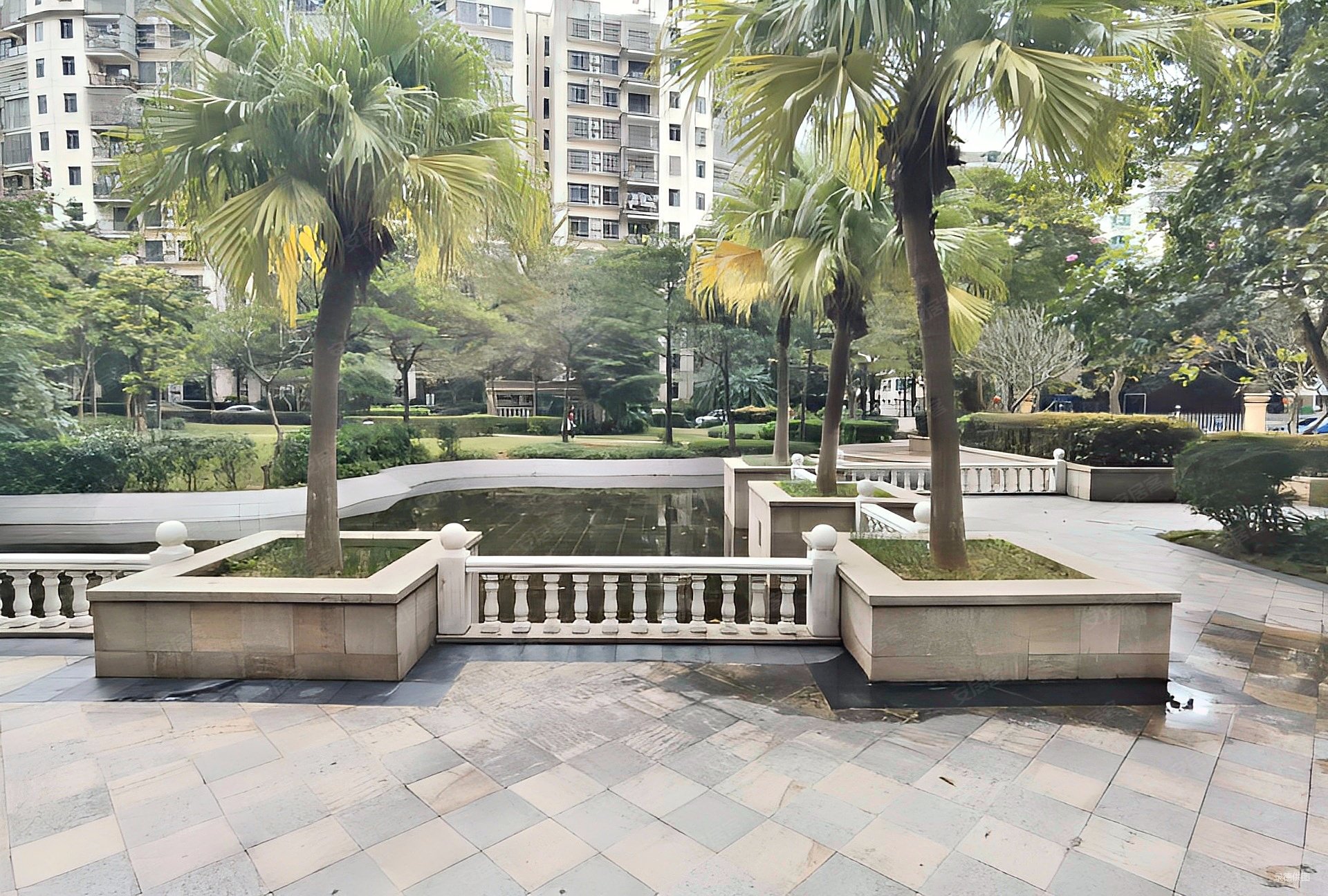 南沙路 现代花园二期 带车位 南北通透大四房 精装可拎包入住