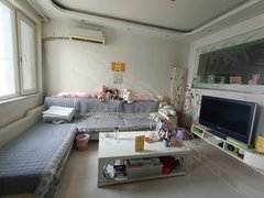 开发区 中原东街 龙泽苑 温馨三室 家具家电齐全有空调