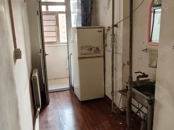 包头昆都仑包百钢铁大街35号街坊(北区)钢铁大街35号街坊3楼冰箱家具包暖500元包百商圈钢铁大街出租房源真实图片