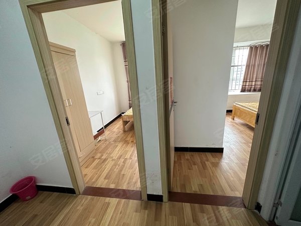 福州仓山学生街迎霞新城东区合租好房首山路迎霞新城两个房间 采光