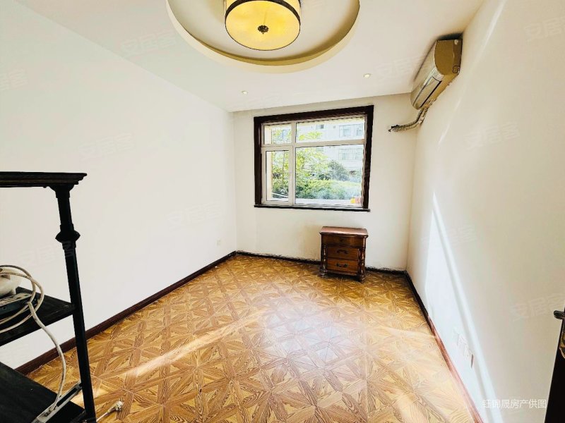 86平 精装复式 千禧龙苑