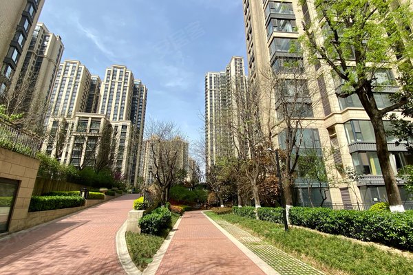 华侨城天鹅堡,雁展路463号-西安华侨城天鹅堡二手房,租房-西安安居客