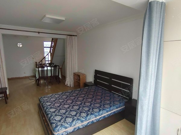 【多图】金桥湾清水苑(一期),金桥租房,复式一房产证面积123平方出租