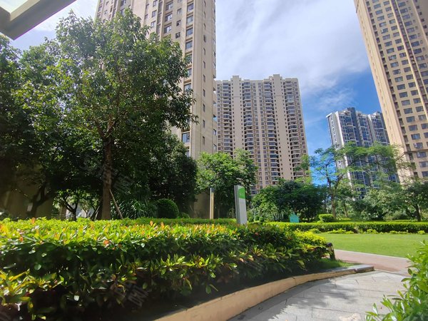 珠海金湾三灶万科城市花园房源采光好,南北通透,业主诚意出出租房源