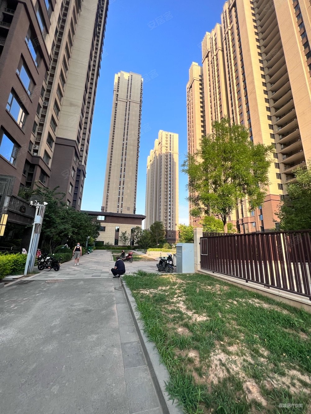 新晋世家(榆次)3室1厅1卫110㎡南北90万