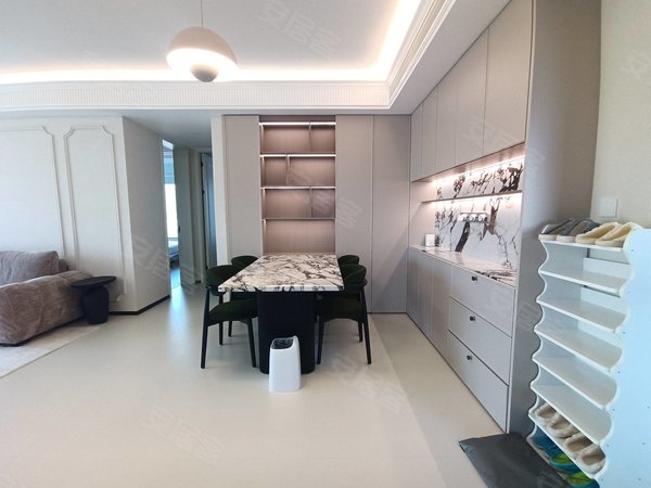 金华东阳横店横店南江府南江府高楼层边套3室，奶油风装修，包物业宽带费，看房有密码出租房源真实图片