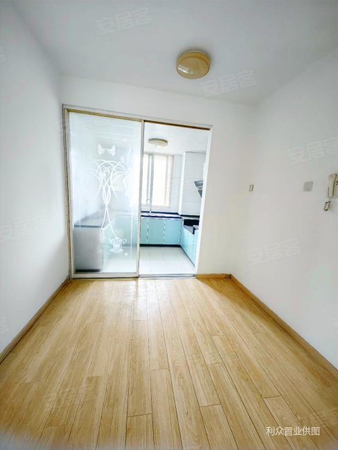 盛江花苑石榴园3室1厅1卫104㎡南北72万