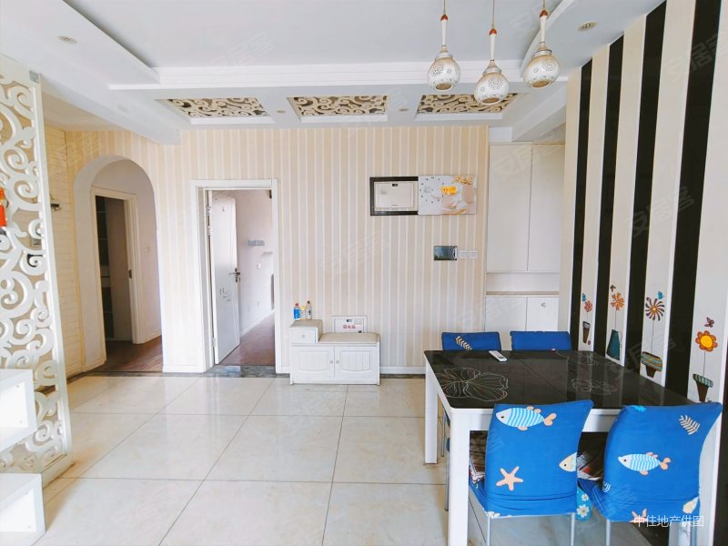 涵玉翠岭精装三室两卫有车位送地下室看房方便