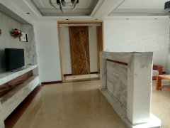 青岛黄岛石油大学金柏佳园 3室2厅2卫  电梯房 精装修139平米出租房源真实图片