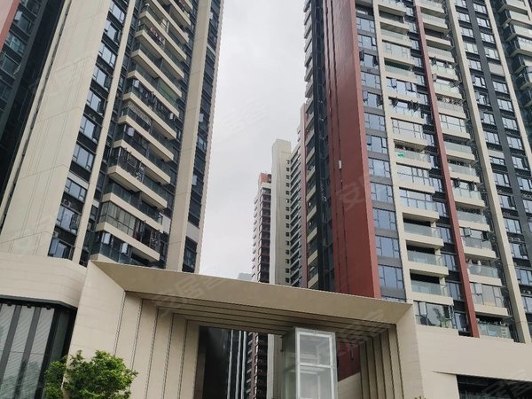 深圳坪山坪山深城投中城花园(商住楼)深城投中城花园138平3房2卫可商