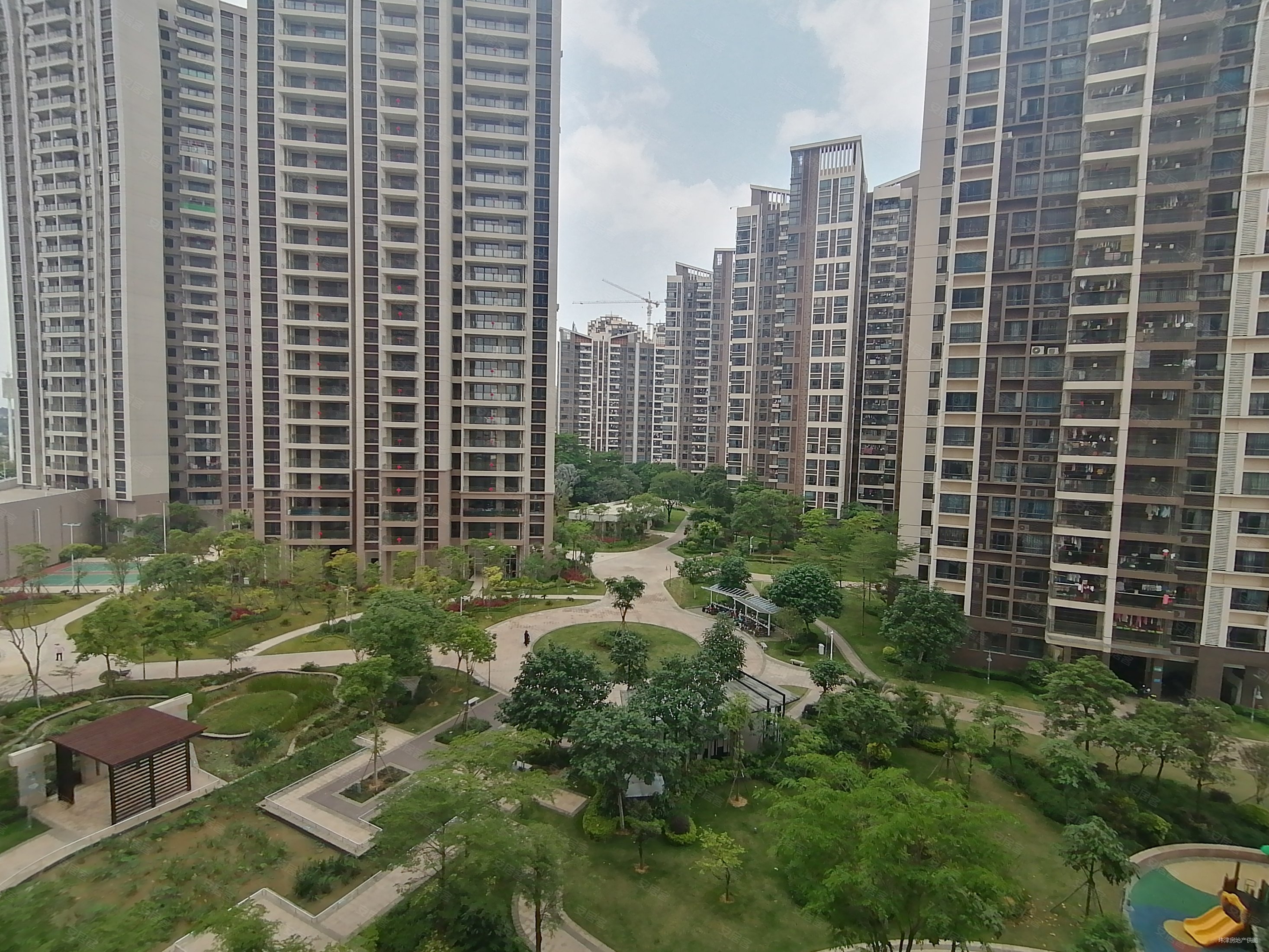 佛山房产网>佛山二手房>南海二手房>西樵二手房>碧桂园翡翠湾>2933