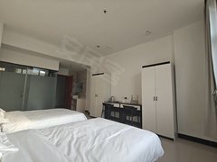 上海浦东新场新场坦直酒店公寓，，押一付一，可短租，拎包入住出租房源真实图片