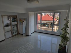 银川金凤新城一小六中附近,金地花园A区,loft,随时可看出租房源真实图片