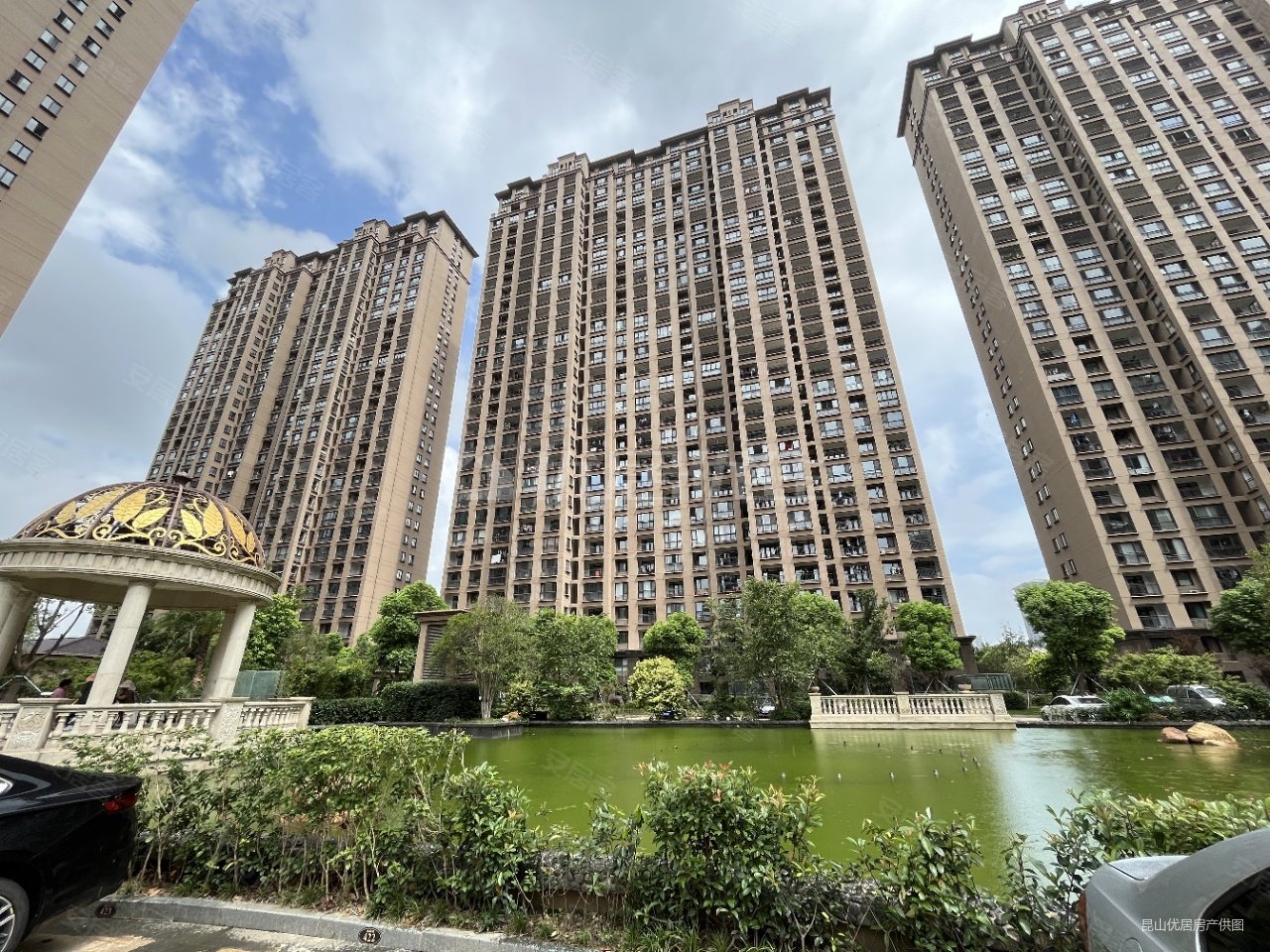 3室 精装 电梯房 南北通透 115平 房东急置换 诚心出售,左岸尚海湾