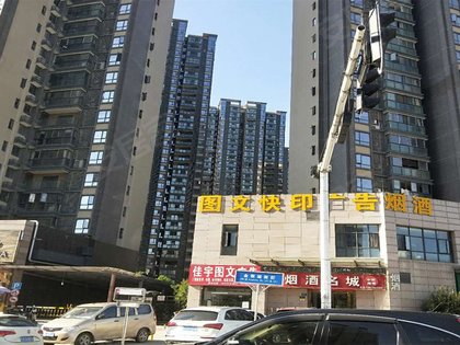 裕亚银湖城南苑