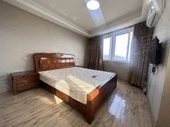 温岭城东温岭万象城时代大厦旁边小区 一室一厅 电梯房 可烧饭 家电齐全 采光好出租房源真实图片