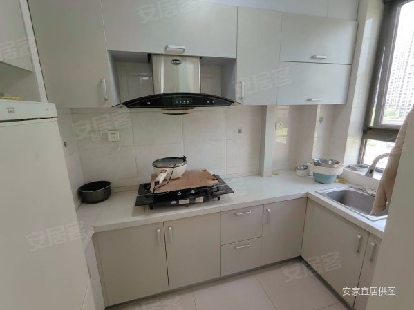 大华物业96平239个能谈.有钥匙.一期三室南边双阳台大卧室