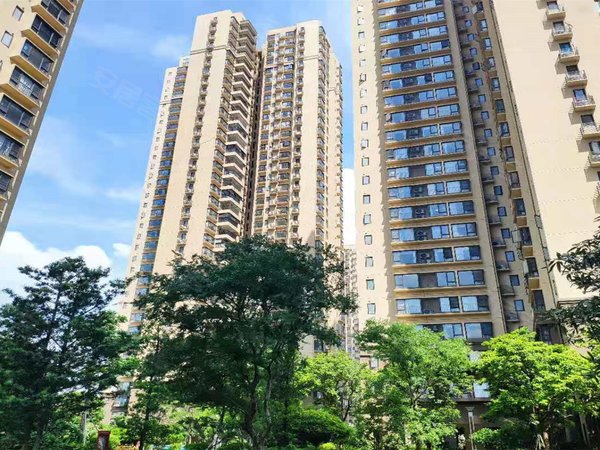 东莞大朗体育馆万科中央公园万科中央公园 4室2厅2卫 124平 精装修
