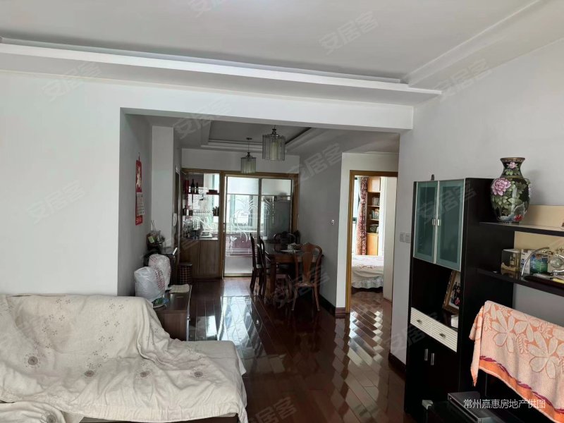 旺角花园精装两房满5