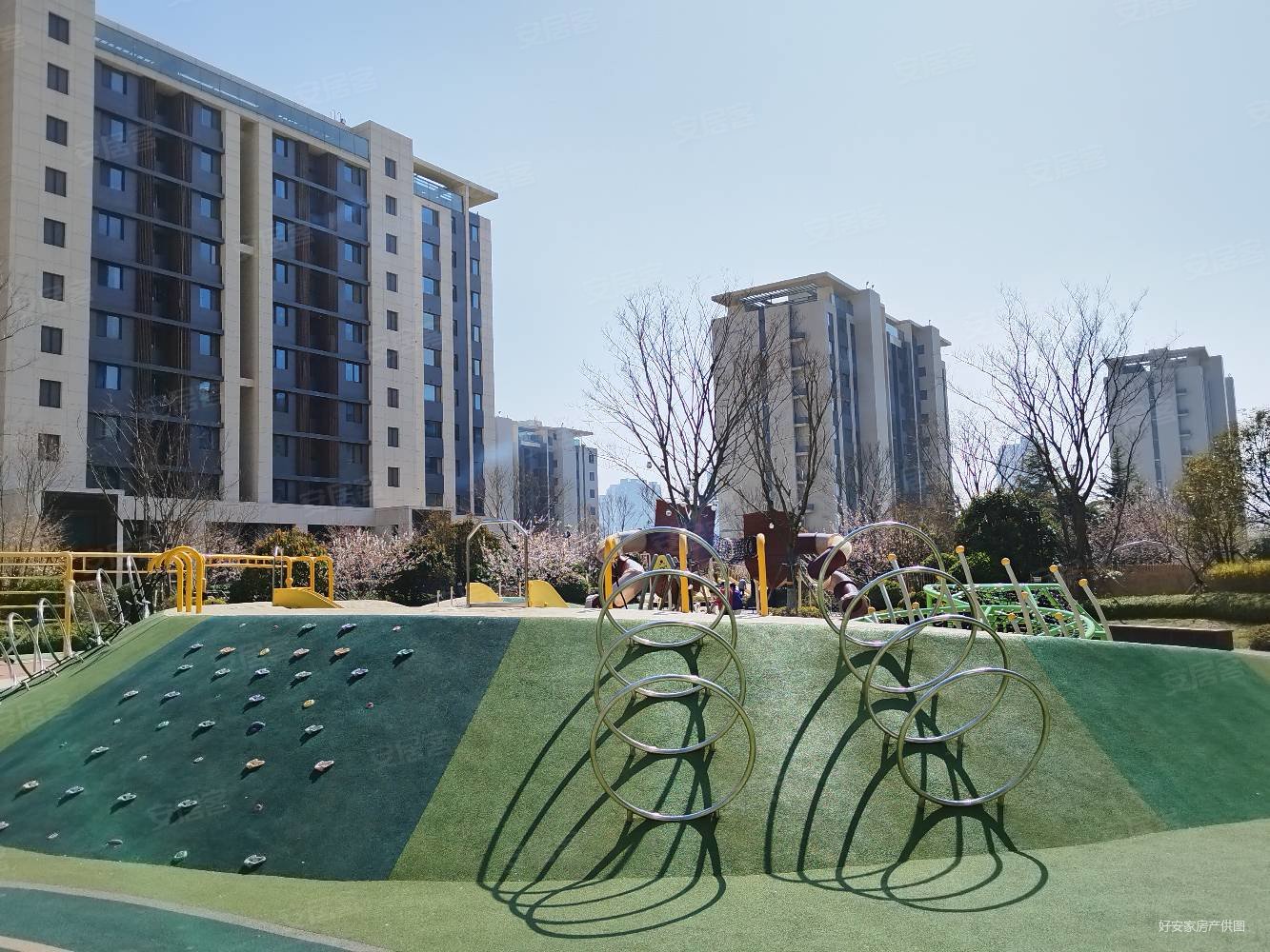 崂山区青铁华润城新房未住临近二号线宜家万象汇