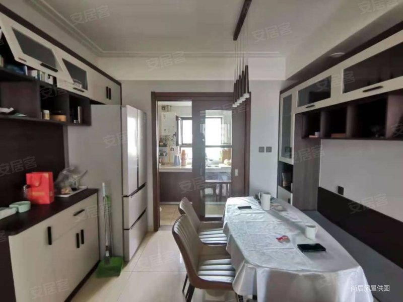 兰州房产网>兰州二手房>安宁二手房>刘家堡二手房>保利金香槟>800_600