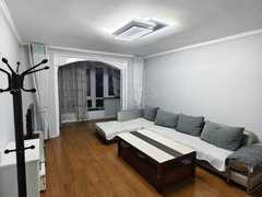 伊犁伊宁市伊宁市开发区解放路上海城徐汇苑多层3楼出租精装三室领包入住随时看房出租房源真实图片